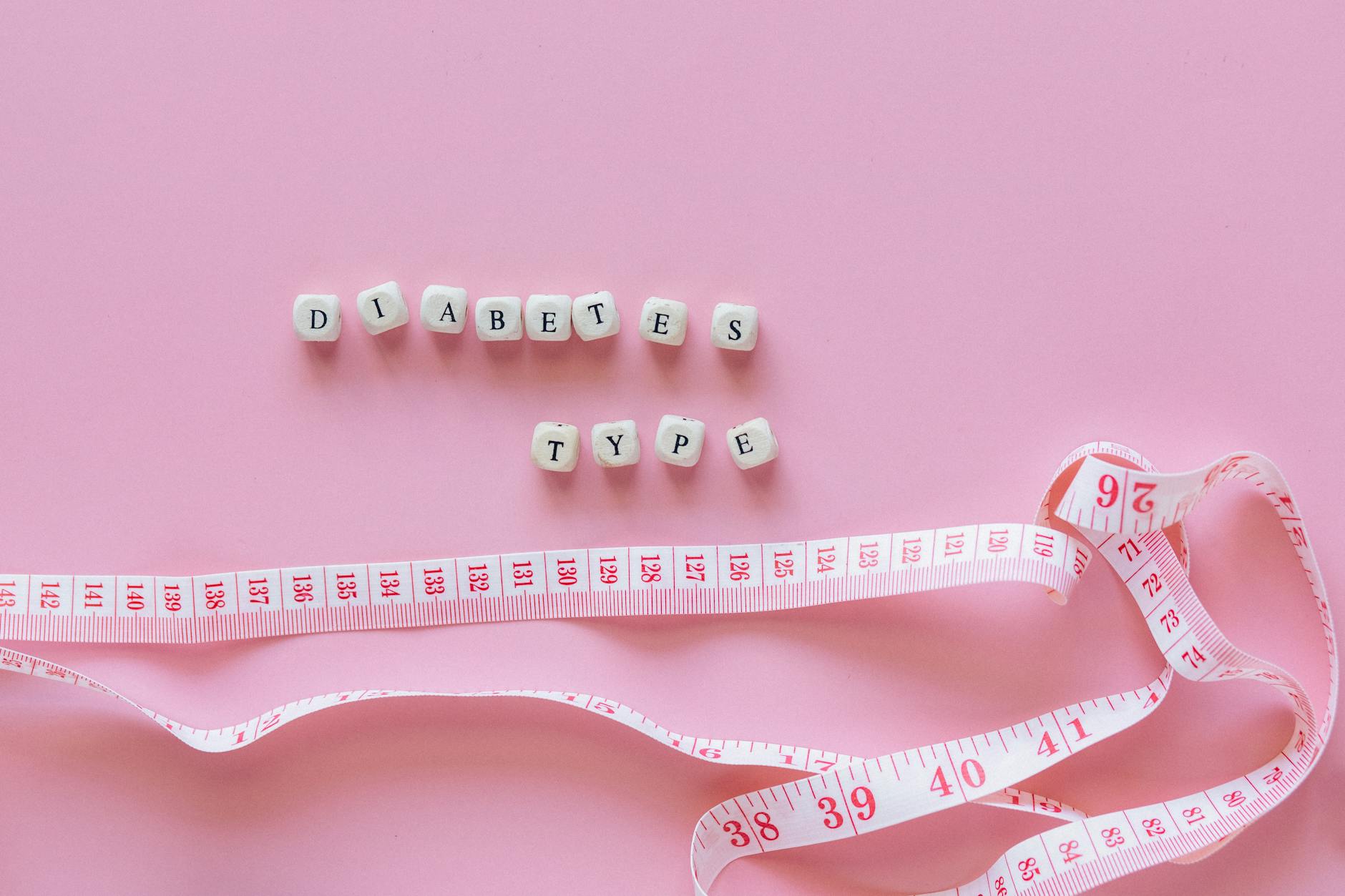 Excesul Ponderal și Dificultățile Metabolice: Simptome și Cauze